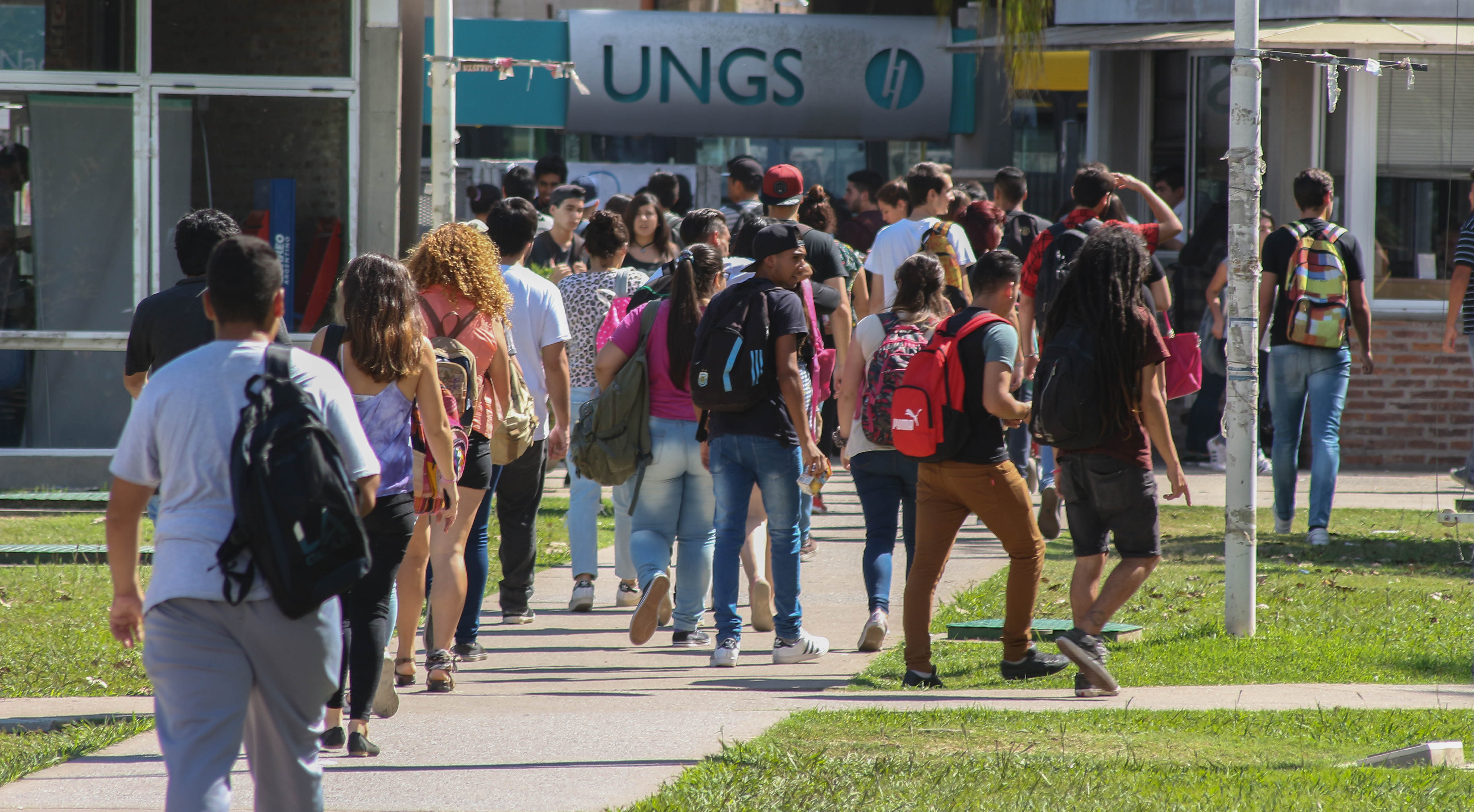 Concurso para estudiantes de carreras universitarias en administración, gestión, gobierno y políticas públicas