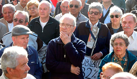 Carlos Martínez y Nicolás Dinerstein en Página 12 | El recorte de las jubilaciones