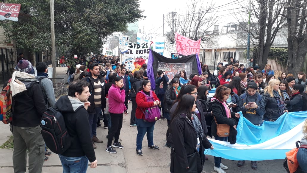 A un mes de la tragedia de la Escuela Nº 49, la comunidad denunció el abandono estatal