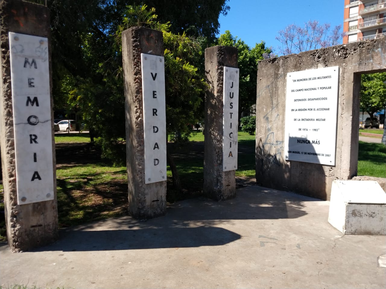 Finalmente se reconstruyó el monumento a la Memoria, Verdad y Justicia de San Miguel