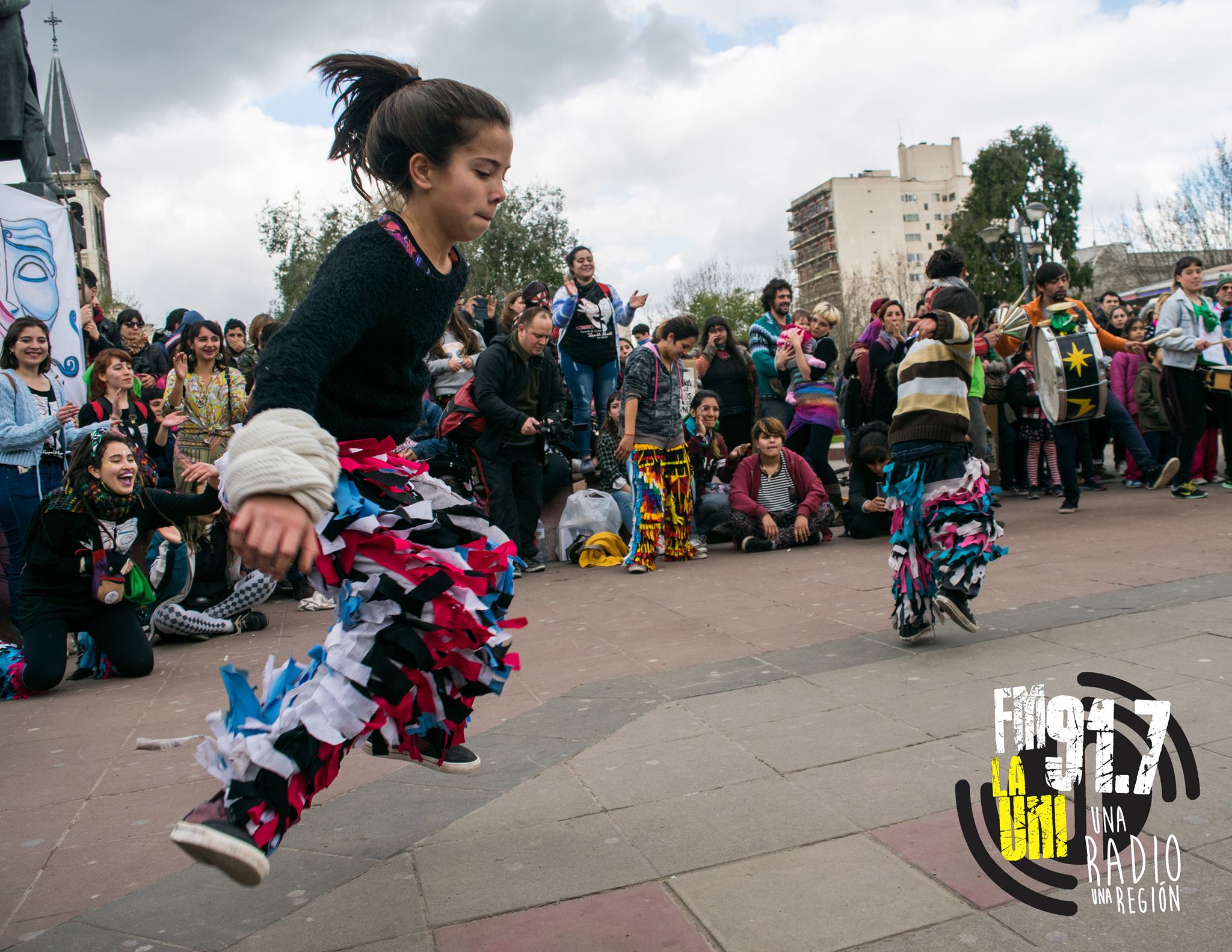 Comienzan a bailar las murgas a todo ritmo en Barrio Obligado