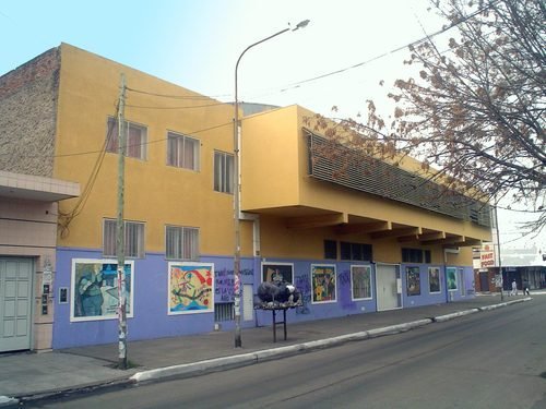 Derecho a una escuela digna: sentada estudiantil la secundaria Nº7