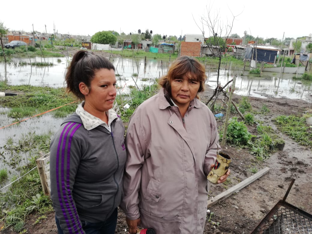 José C Paz: vecinos y vecinas continúan inundados