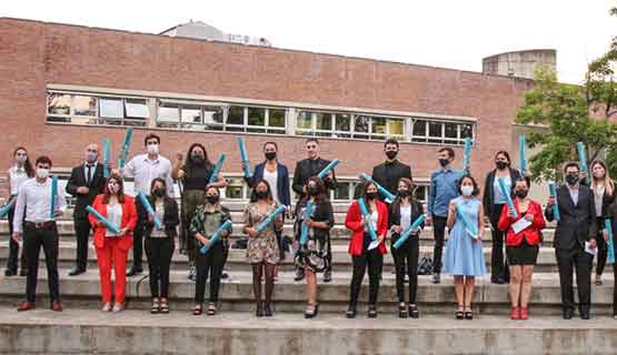 Nueva entrega de títulos a graduadas y graduados de la UNGS