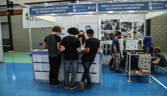 La UNGS en la Feria de Ciencia de Malvinas Argentinas