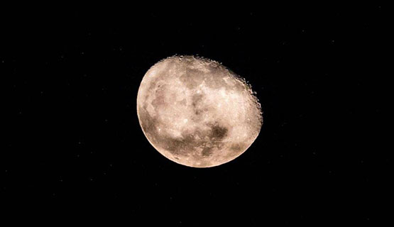 Noche de Luna en Tecnópolis