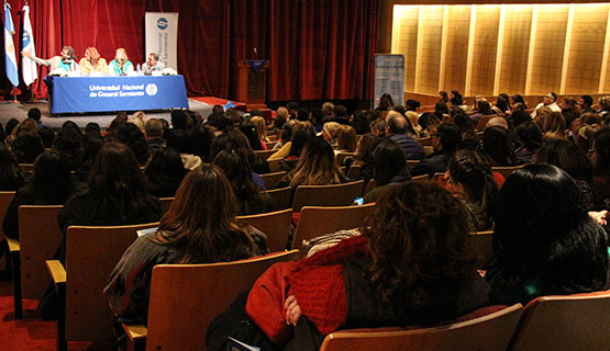 Encuentro de Bibliotecas del Noroeste del Conurbano Bonaerense, con Elsa Drucaroff