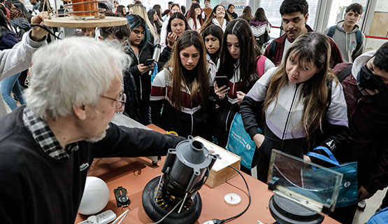 Cientos de jóvenes de la región visitaron la Universidad en una nueva Feria de Carreras