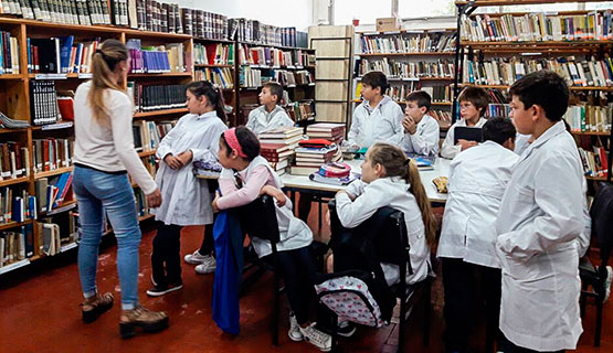 Bibliotecas escolares y el valor de sus ferias de libros | M. Eugenia Leiva en Página 12