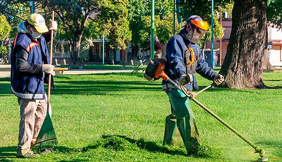 Con la lupa en el empleo municipal | Luciana Llorca y Ricardo Paparás en Página 12