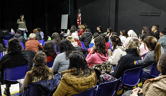 Un día para visibilizar y fomentar la participación de niñas, mujeres y diversidades en la ciencia