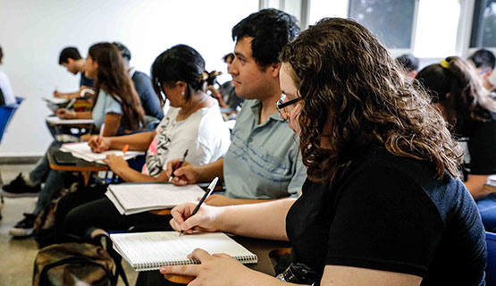 La Especialización en Política y Gestión de la Escuela Secundaria fue acreditada por seis años por la CONEAU