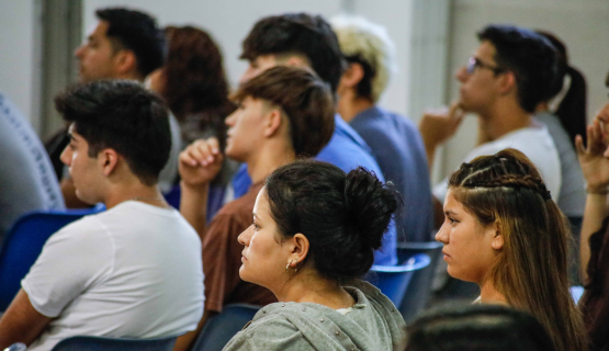 Primeros pasos en la vida universitaria: actividades de acompañamiento para ingresantes