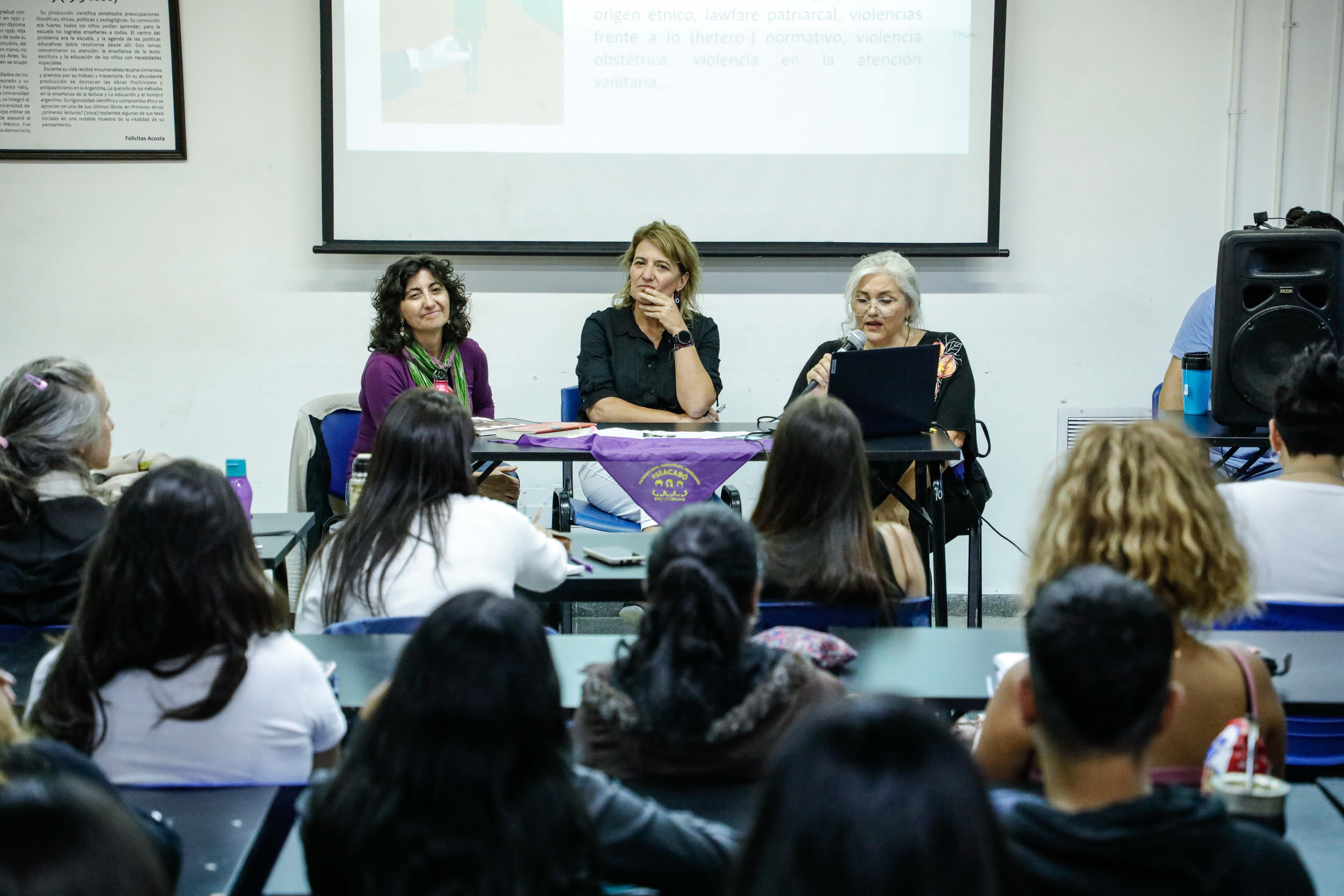 Conversatorio: “Violencia estatal y Resistencia feminista”