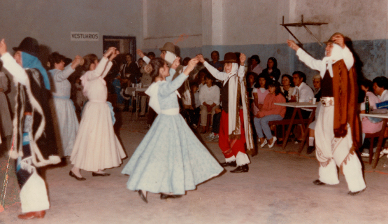 “Gran Baile familiar de la Unión Vecinal Villa de Mayo (como los de antes)”