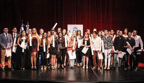 Graduadas y graduados de la UNGS recibieron sus diplomas