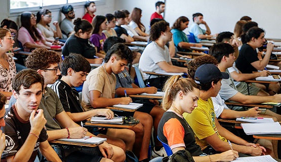Segunda vuelta de inscripción a materias para estudiantes ingresantes y cursantes