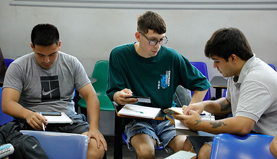 Estudiantes: encuesta de opinión sobre el primer semestre de 2025