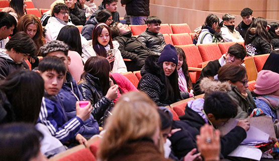 Jóvenes y Memoria: decenas de chicas y chicos participaron de un encuentro distrital