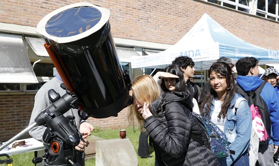 Observación con telescopios y taller de Stellarium