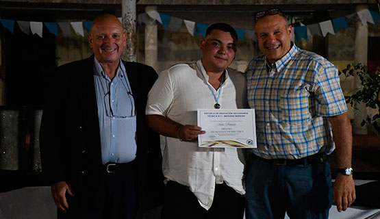 Estudiantes de Chivilcoy egresaron del Secundario con un título universitario de la UNGS