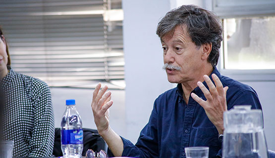 Denis Merklen presentó Los indispensables, su último libro